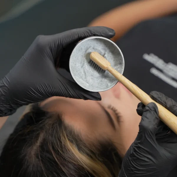 Brow Scrub · Exfoliante Cejas - Imagen 2